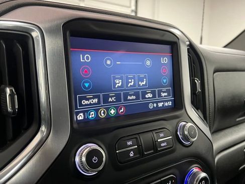 Used 2022 GMC Sierra 2500 SLT w/ SLT Convenience Package AWD/4WD image 37