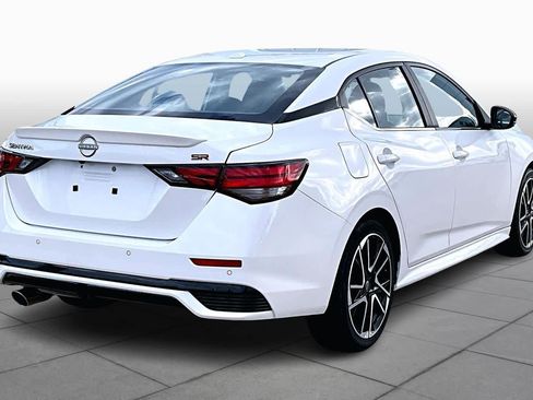 Used 2025 Nissan Sentra SR image 13