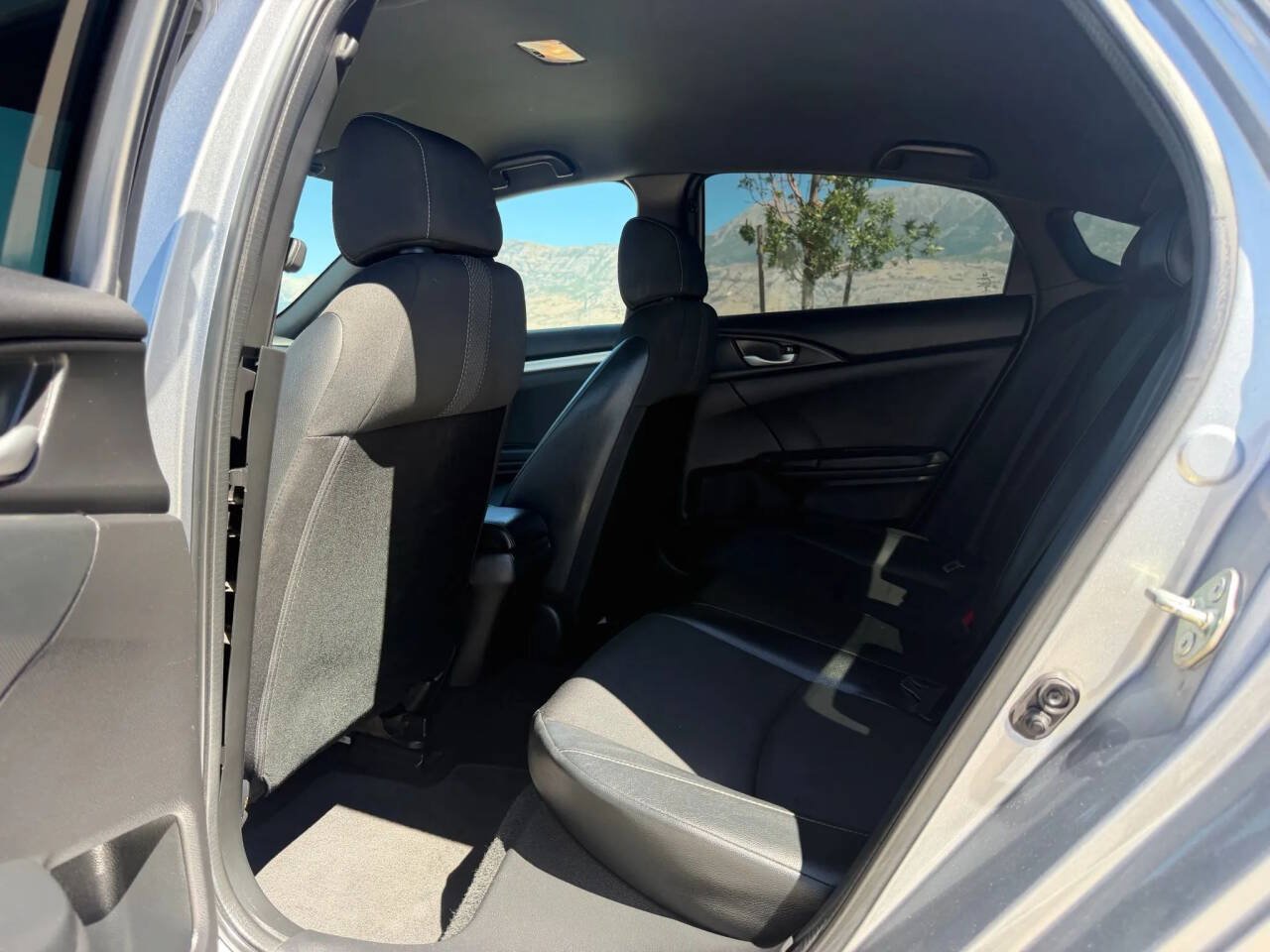 Used 2020 Honda Civic Sport image 12