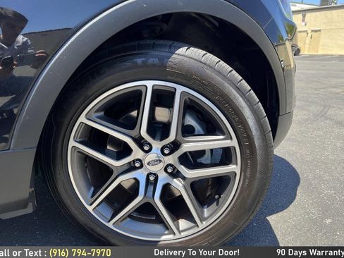 Used 2016 Ford Explorer Sport w/ Equipment Group 401A AWD/4WD image 10