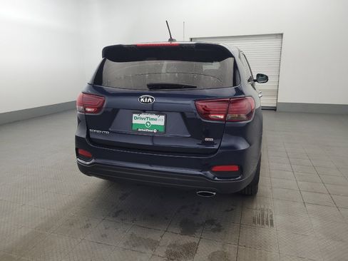 Used 2019 Kia Sorento AWD image 7