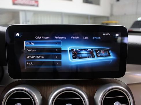 Used 2022 Mercedes-Benz GLC 300 w/ Premium Package Lite image 24