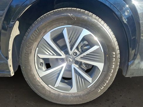 Used 2023 Lexus RZ 450e Premium w/ Technology Package image 9