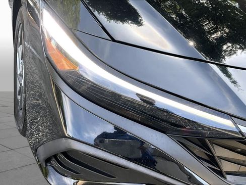 Certified 2024 Hyundai Elantra SEL FWD image 26