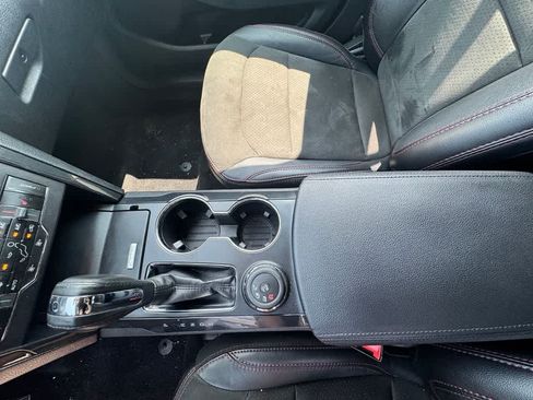 Used 2018 Ford Explorer XLT w/ Equipment Group 202A AWD/4WD image 23