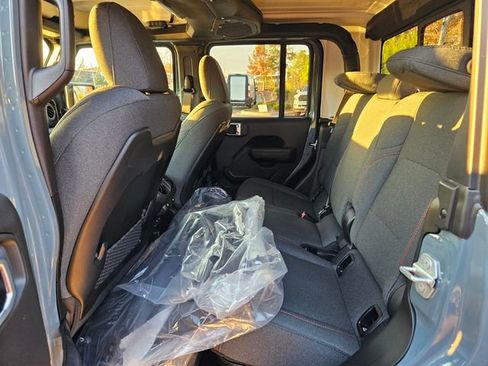 New 2026 Jeep Gladiator Rubicon image 6