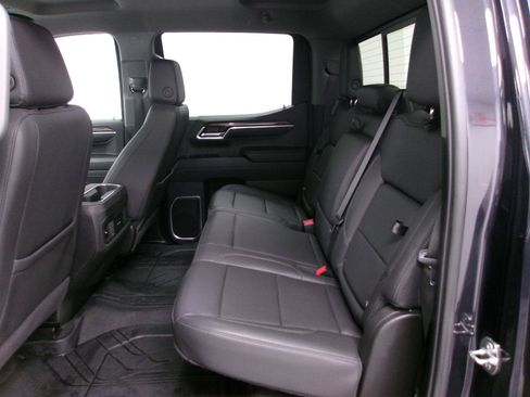 Used 2024 Chevrolet Silverado 1500 RST w/ Convenience Package II AWD/4WD image 9