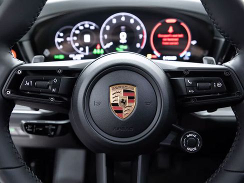 Certified 2026 Porsche Cayenne E-Hybrid Coupe AWD/4WD image 14