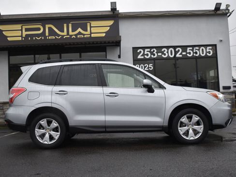 Used 2015 Subaru Forester 2.5i Limited image 12