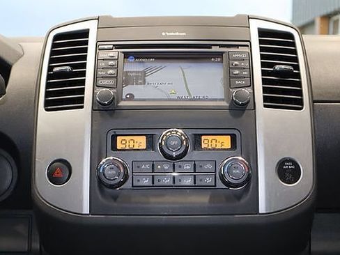 Used 2021 Nissan Frontier PRO-4X w/ Pro-4x Utility Package AWD/4WD image 29