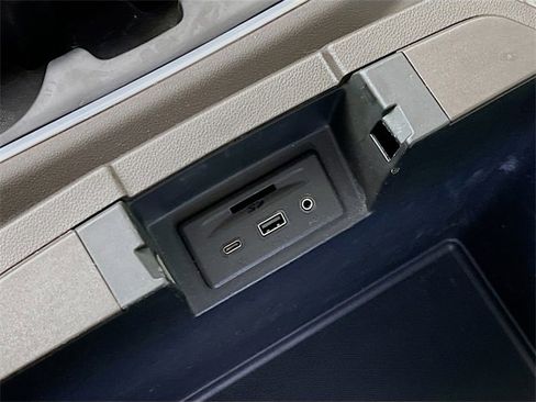 Used 2020 GMC Sierra 1500 SLT w/ SLT Premium Package image 34