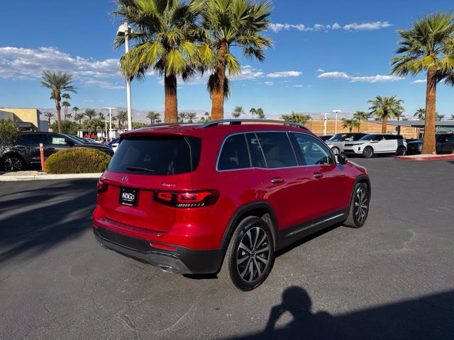 Used 2021 Mercedes-Benz GLB 250 4MATIC image 5