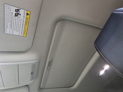 Used 2024 MAZDA CX-90 3.3 Turbo w/ Preferred Plus image 29