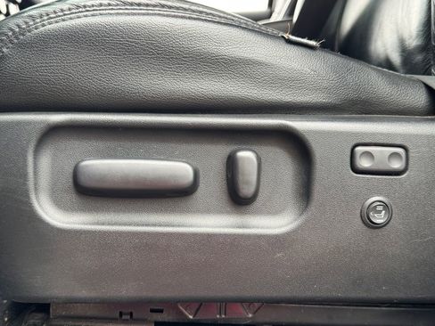 Used 2020 Toyota Tacoma TRD Sport w/ Technology Package AWD/4WD image 22