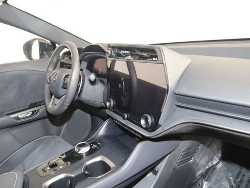 Used 2023 Lexus RZ 450e Premium AWD/4WD image 41