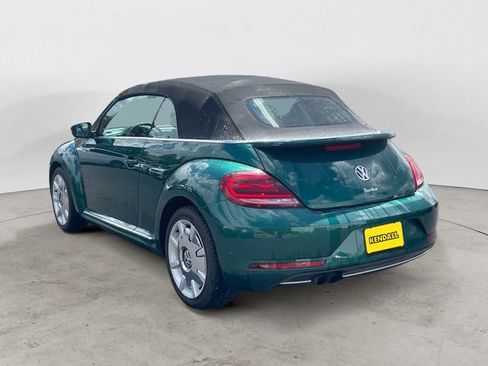 Used 2018 Volkswagen Beetle 2.0T SE FWD image 3