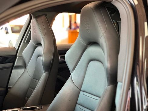 Used 2021 Porsche Panamera 4S image 22