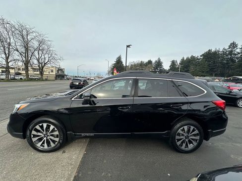 Used 2017 Subaru Outback 3.6R Limited image 7