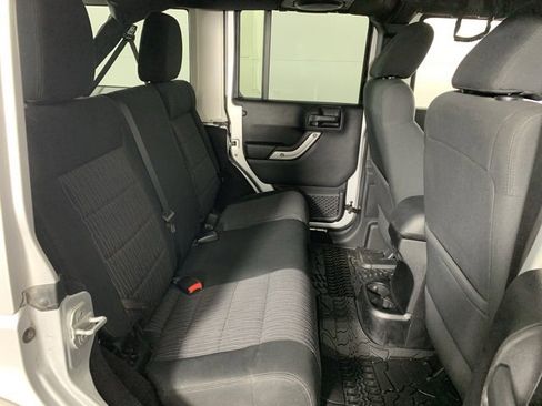 Used 2012 Jeep Wrangler Unlimited Sahara w/ Dual Top Group image 20