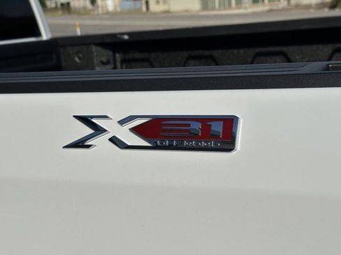 New 2026 GMC Sierra 1500 Elevation w/ Elevation Premium Package image 9