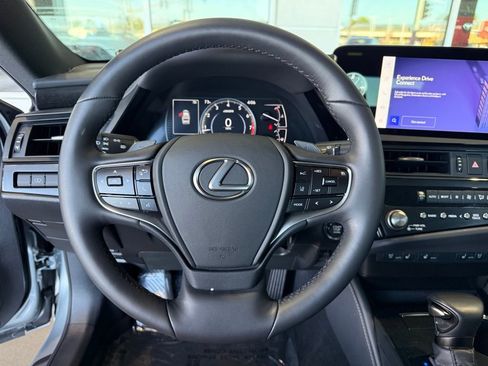 Used 2024 Lexus ES 250 w/ Premium Package AWD/4WD image 23