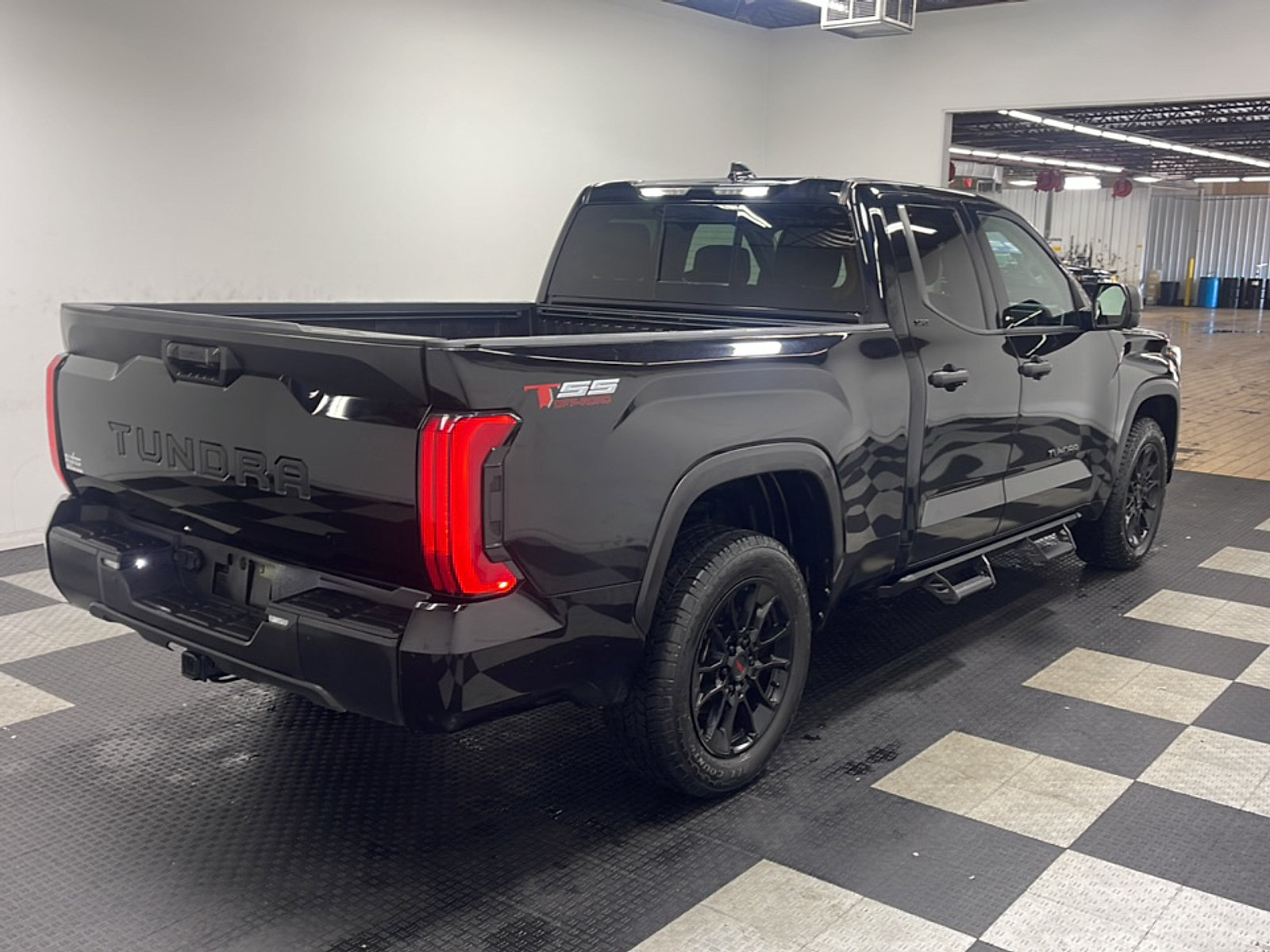 Used 2022 Toyota Tundra SR5 RWD image 18