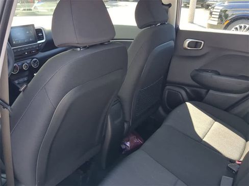 New 2026 Hyundai Venue SE image 19