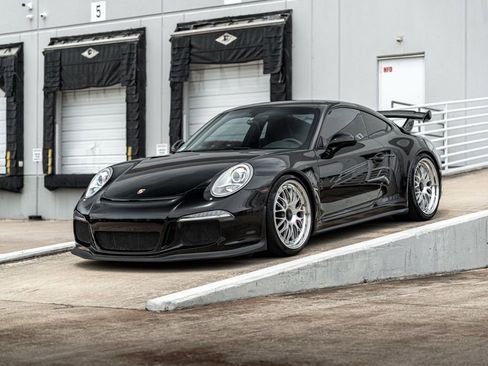 Used 2014 Porsche 911 GT3 RWD image 8