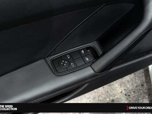 Used 2024 Porsche 911 Carrera T image 11