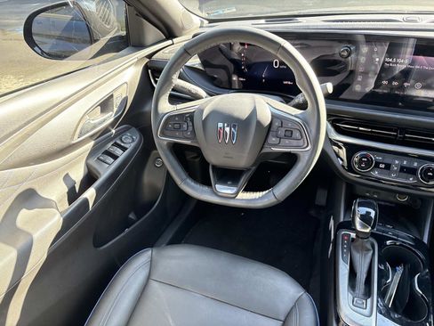 Used 2024 Buick Envista Sport Touring w/ Convenience I Package image 23