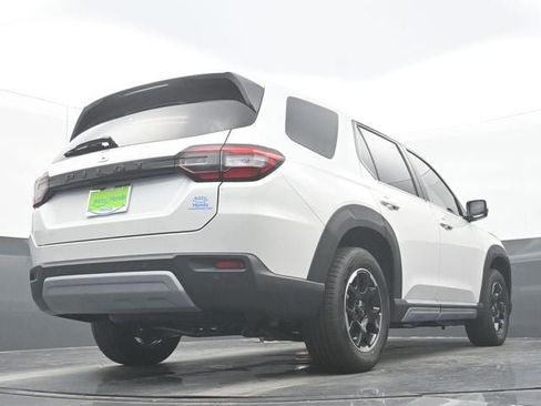 Certified 2025 Honda Pilot EX-L image 29