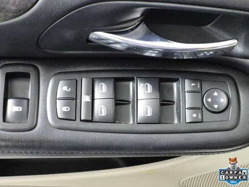Used 2012 Dodge Grand Caravan SE FWD image 16