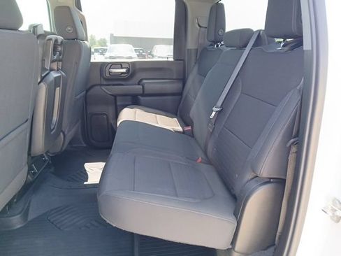 Certified 2022 Chevrolet Silverado 2500 Custom w/ Custom Convenience Package AWD/4WD image 23