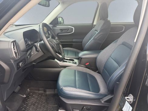 Used 2023 Ford Bronco Sport Outer Banks w/ Tech Package image 11