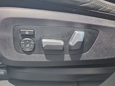 Certified 2024 BMW X5 sDrive40i w/ Parking Assistance Package RWD image 10