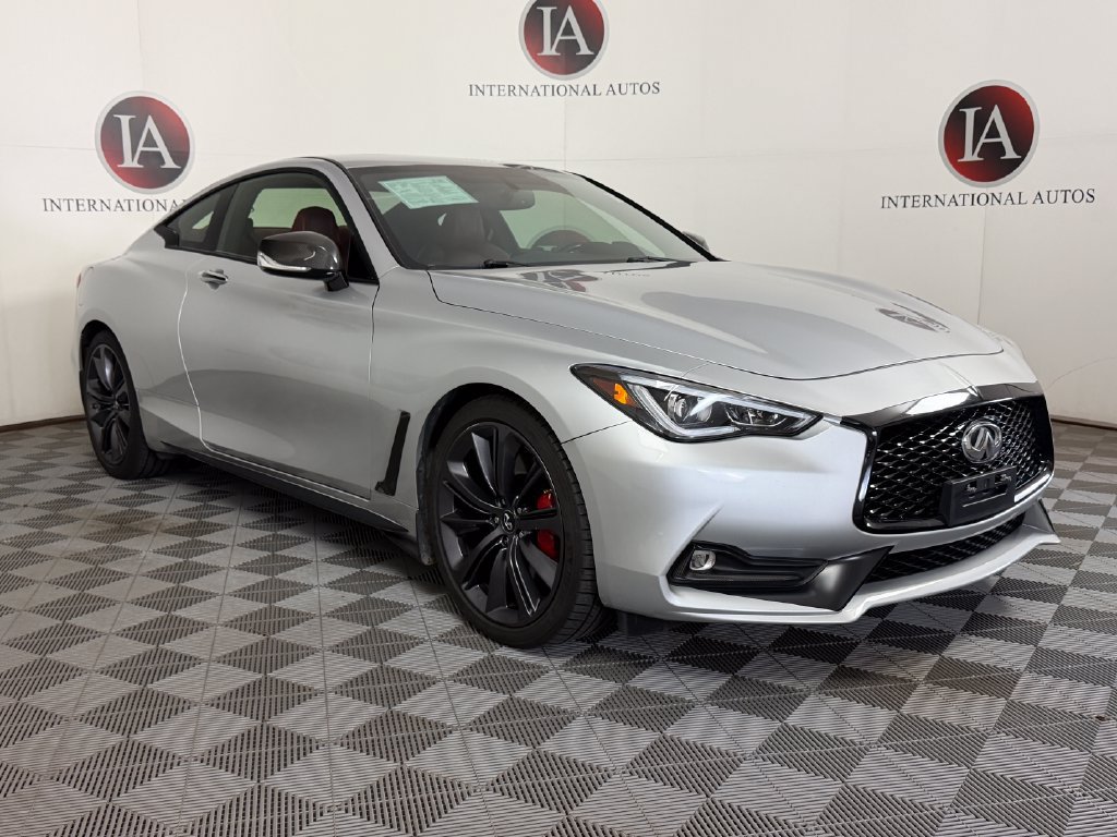 Used 2018 INFINITI Q60 Red Sport 400 AWD/4WD image 1