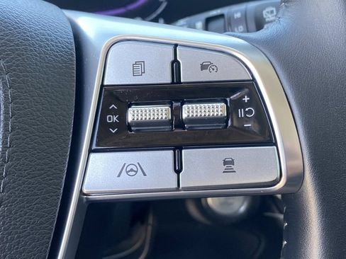 Used 2025 Kia Telluride LX FWD image 27