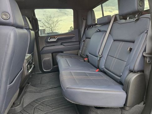 Used 2022 Chevrolet Silverado 1500 High Country w/ Max Trailering Package image 5