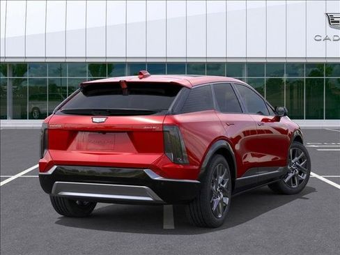 New 2026 Cadillac Optiq Luxury 1 image 4
