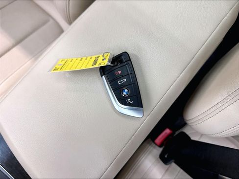 Used 2023 BMW i4 eDrive40 w/ M Sport Package RWD image 13