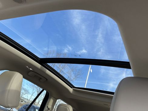 Used 2022 Lincoln Aviator Reserve w/ Equipment Group 201A image 29