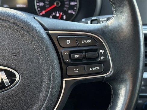 Used 2017 Kia Optima EX w/ Premium Package image 21