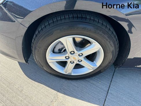 Used 2022 Chevrolet Malibu LS w/ LPO, Convenience Package 1 image 8