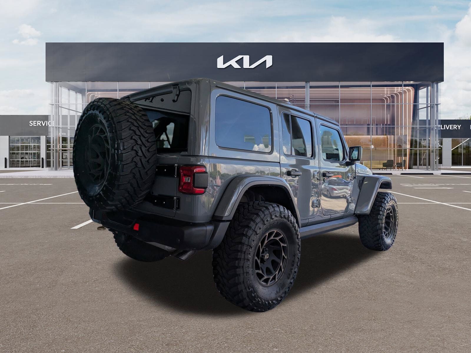 Used 2023 Jeep Wrangler Unlimited Rubicon 392 w/ Trailer Tow Package AWD/4WD image 4