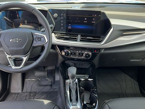 New 2025 Chevrolet Trax ACTIV w/ Driver Confidence Package image 15