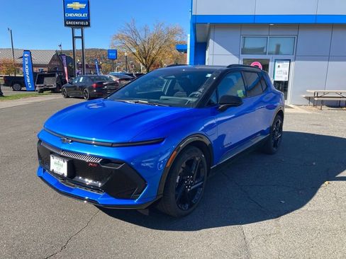 New 2026 Chevrolet Equinox EV RS image 3