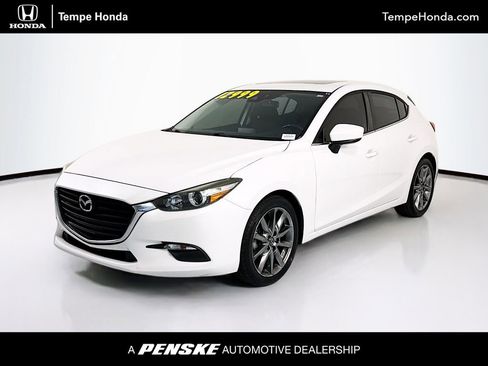 Used 2018 MAZDA MAZDA3 Touring image 1