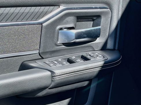New 2026 RAM 2500 Big Horn AWD/4WD image 18