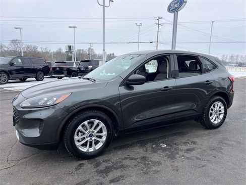 Certified 2020 Ford Escape S image 3