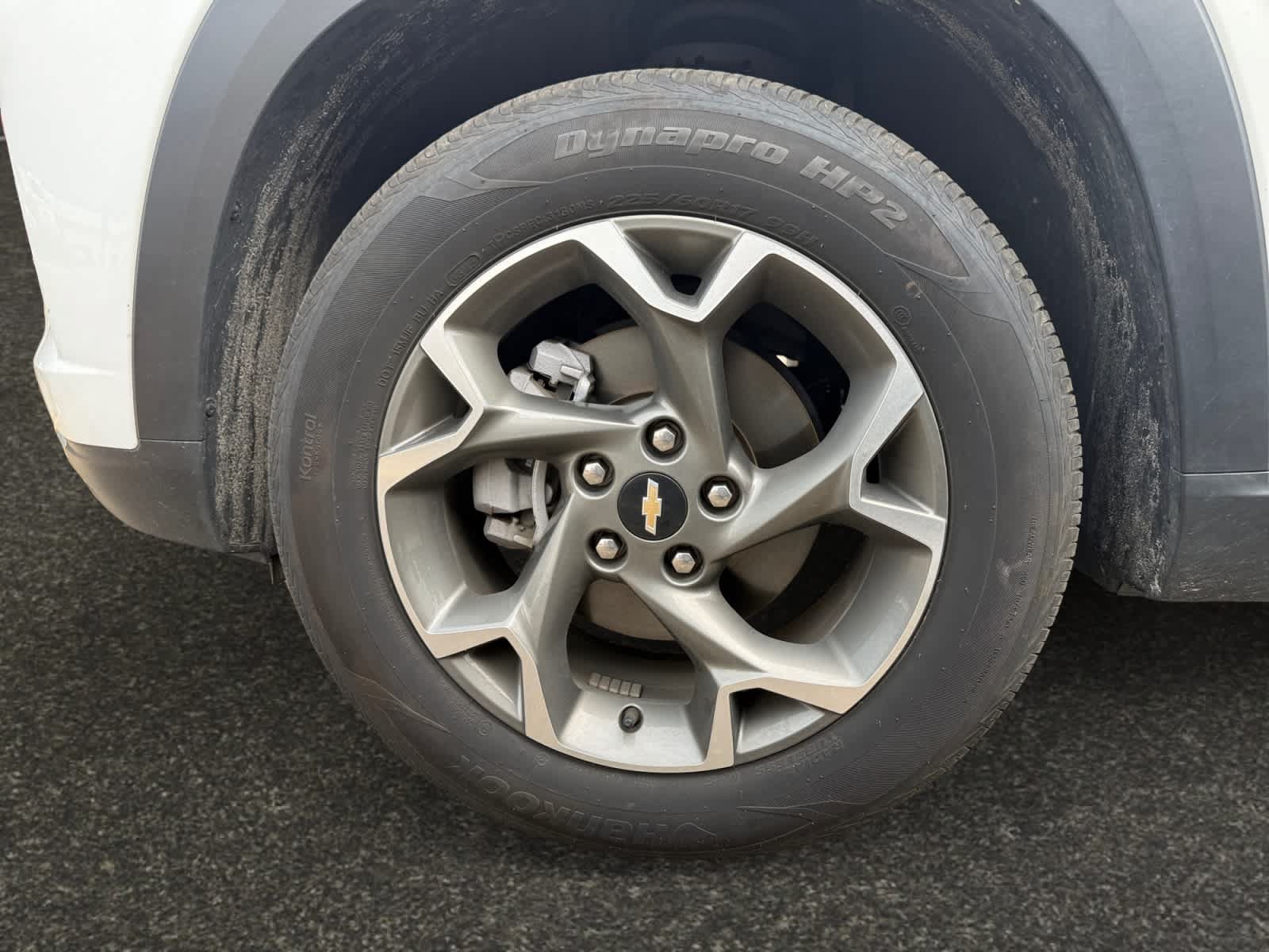 Used 2025 Chevrolet Trax LT w/ LT Convenience Package FWD image 9